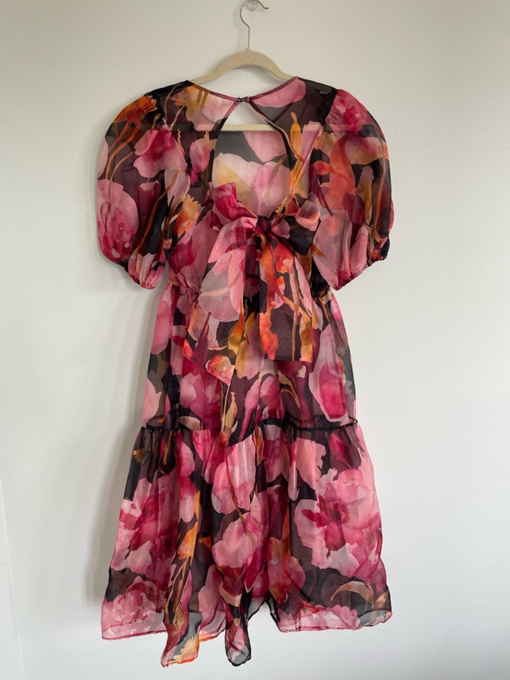 Anthropologie Reds & Black Floral Puff-Sleeve Sheer Tiered Midi Dress Sz 8 - Picture 2 of 8